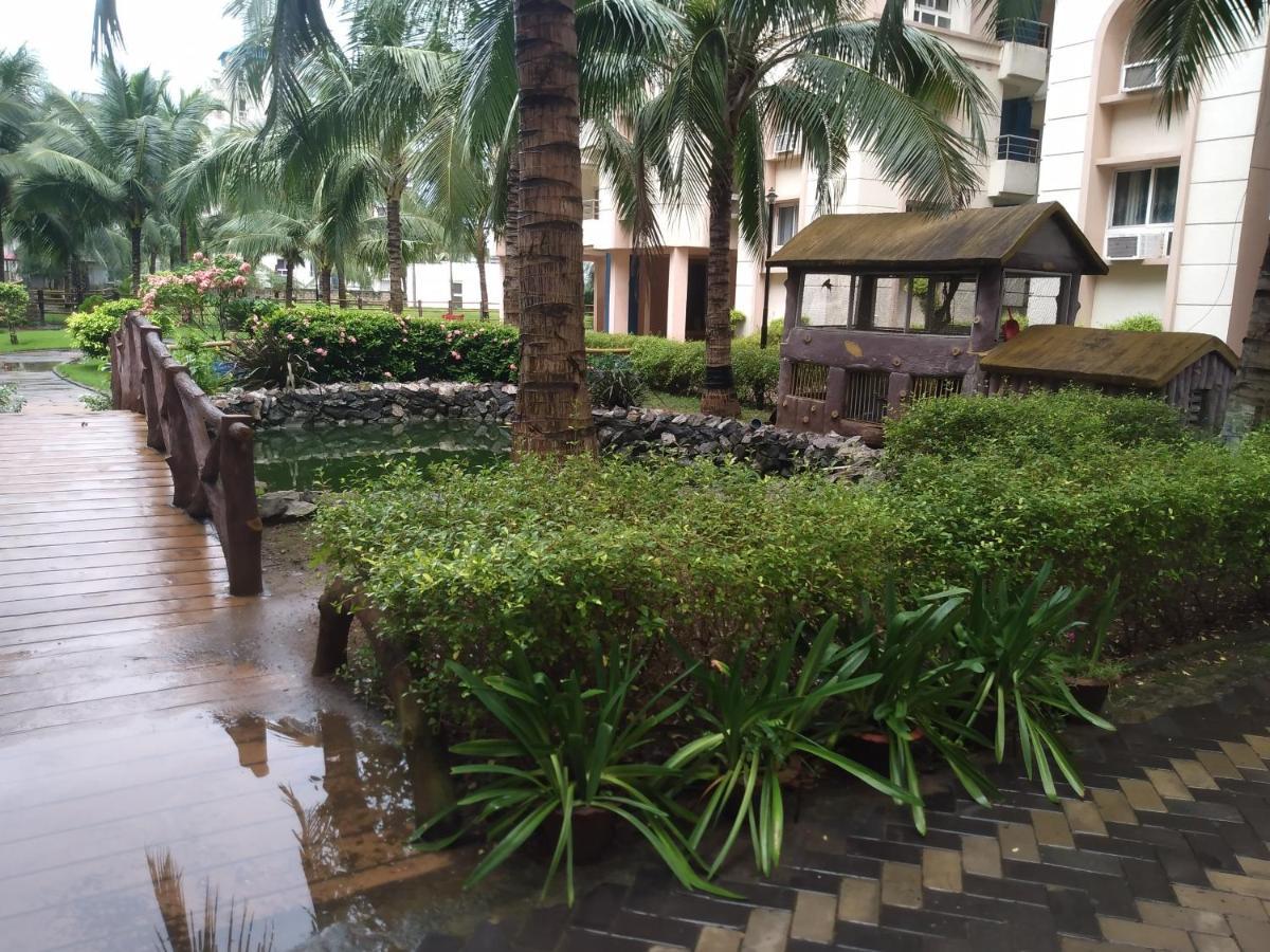 La Platina Premium Suites, Near Puri Sea Beach Exterior photo