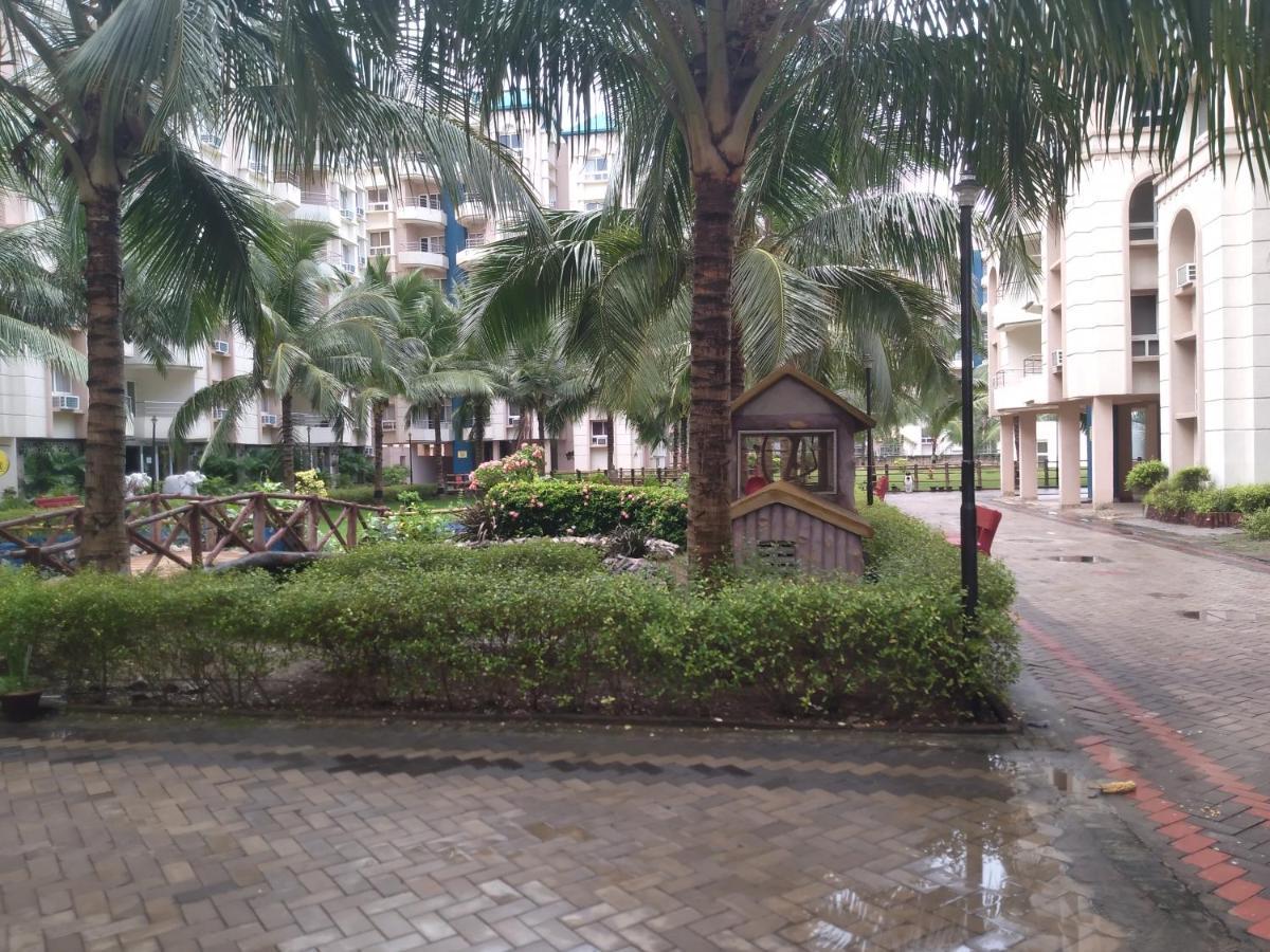 La Platina Premium Suites, Near Puri Sea Beach Exterior photo