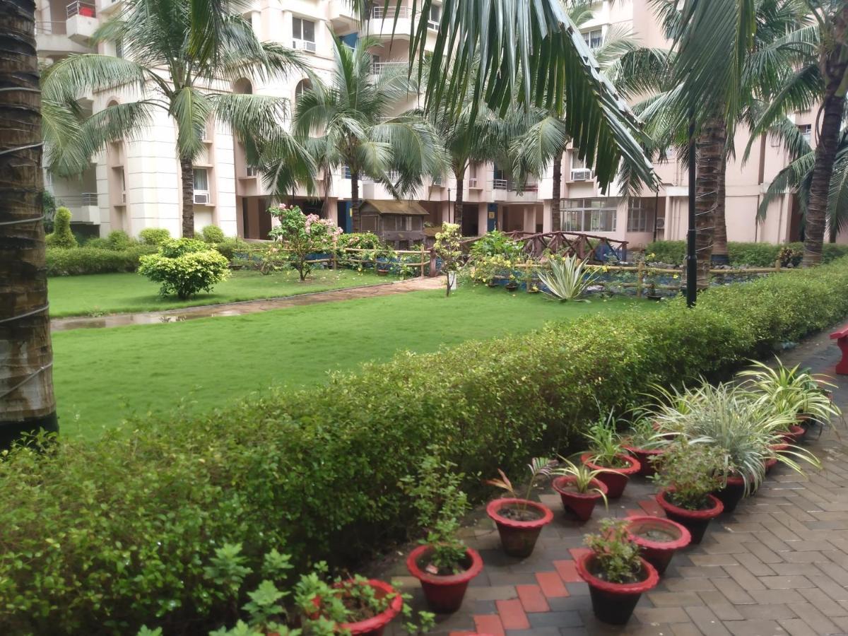La Platina Premium Suites, Near Puri Sea Beach Exterior photo