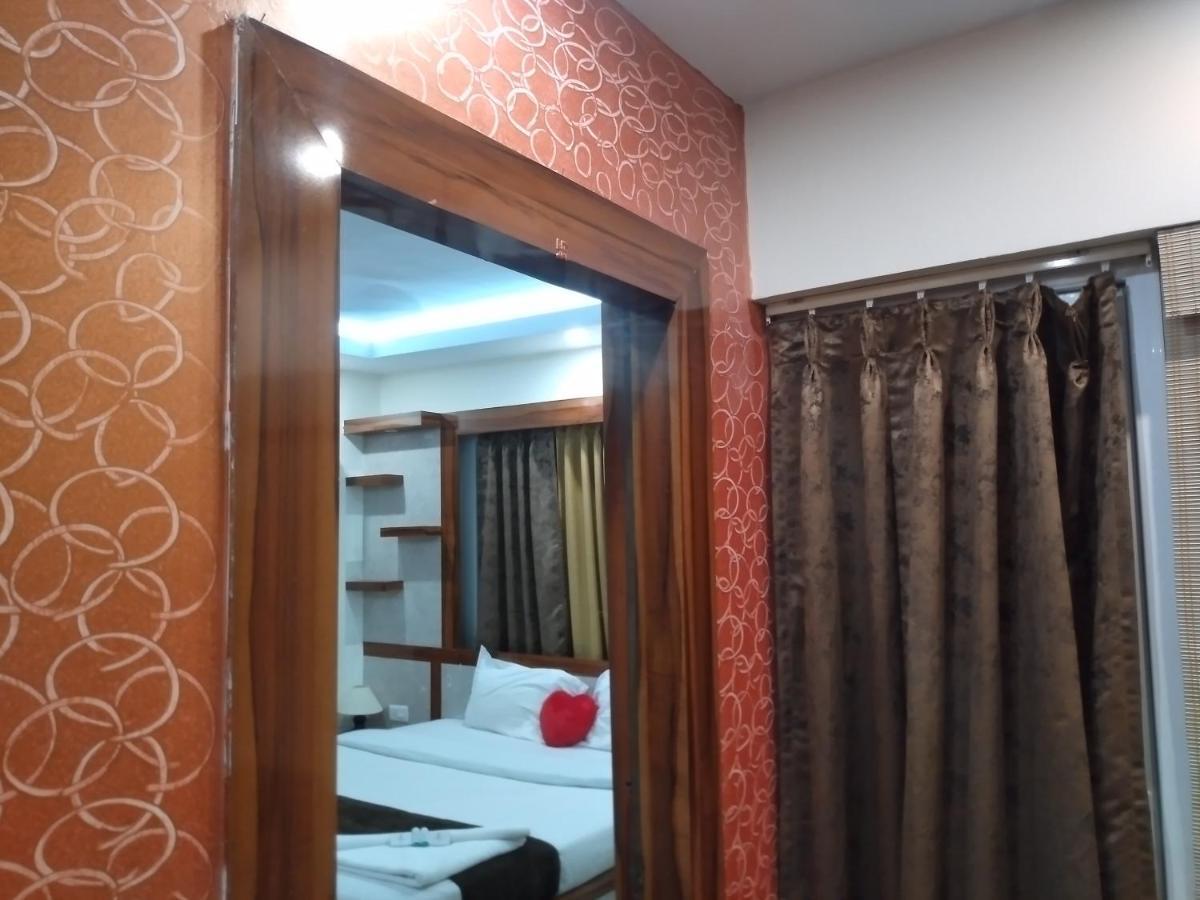La Platina Premium Suites, Near Puri Sea Beach Exterior photo