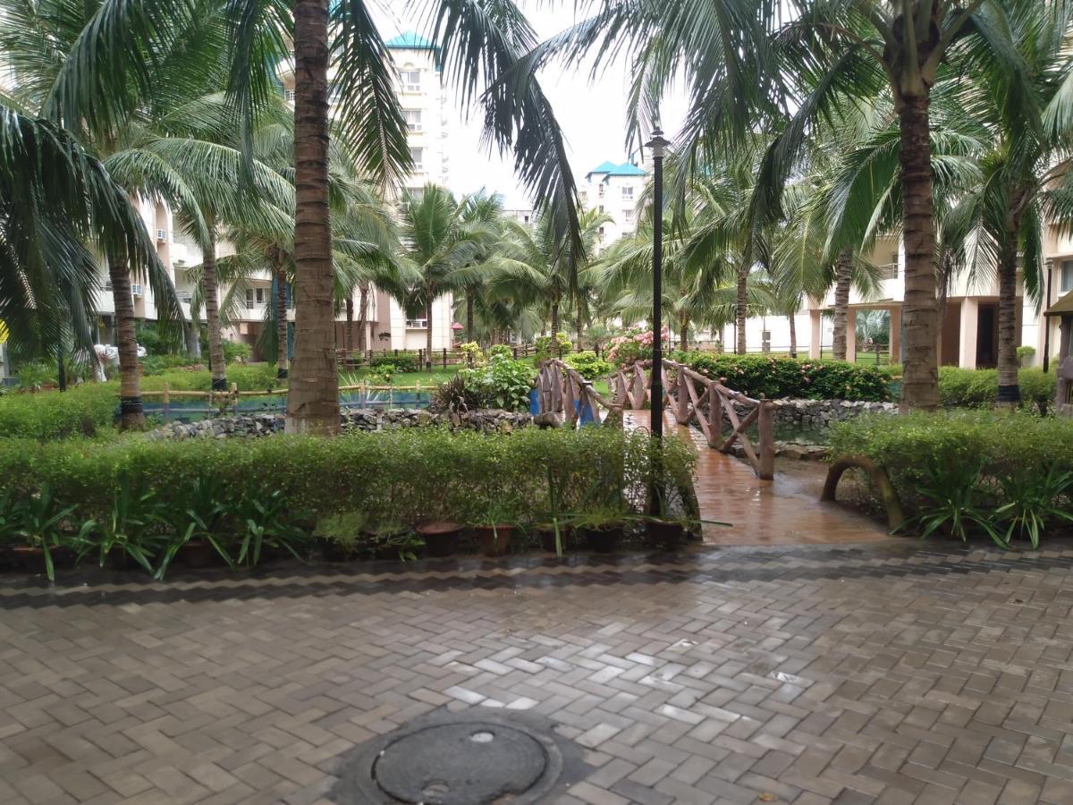 La Platina Premium Suites, Near Puri Sea Beach Exterior photo